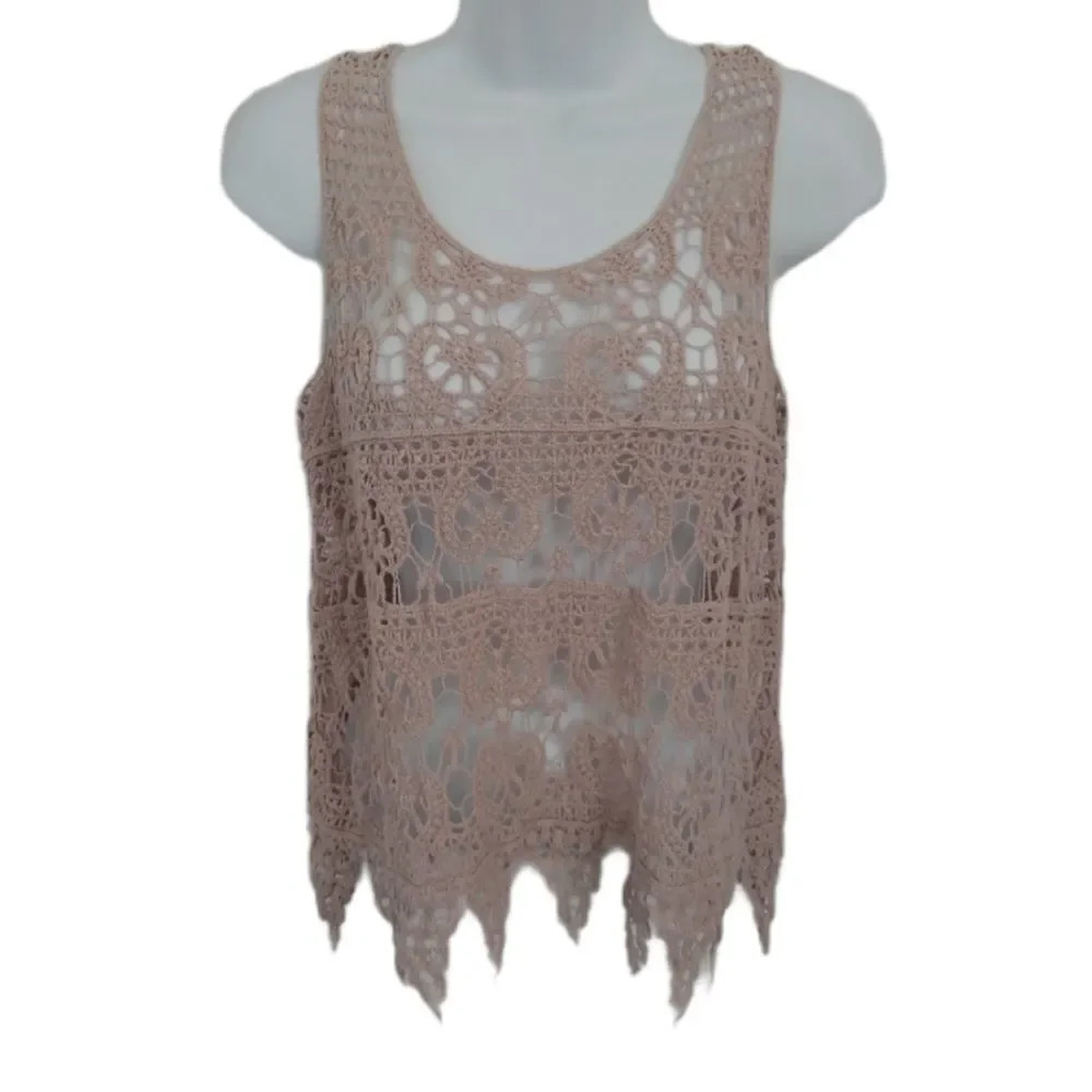 Crocheted Tan  Sleeveless Top, Fine Details